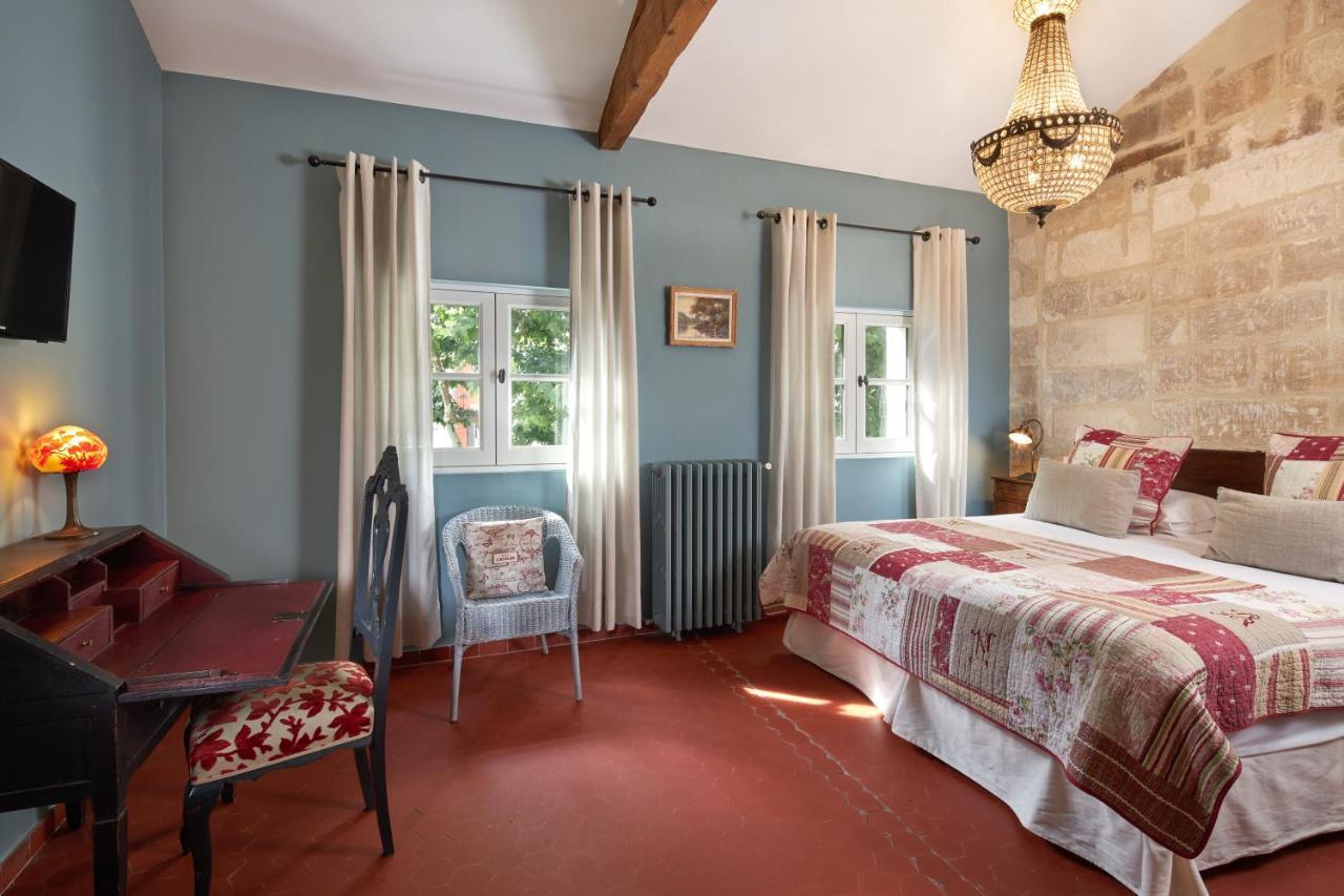 Hotel De L'Atelier Villeneuve-lès-Avignon Dış mekan fotoğraf