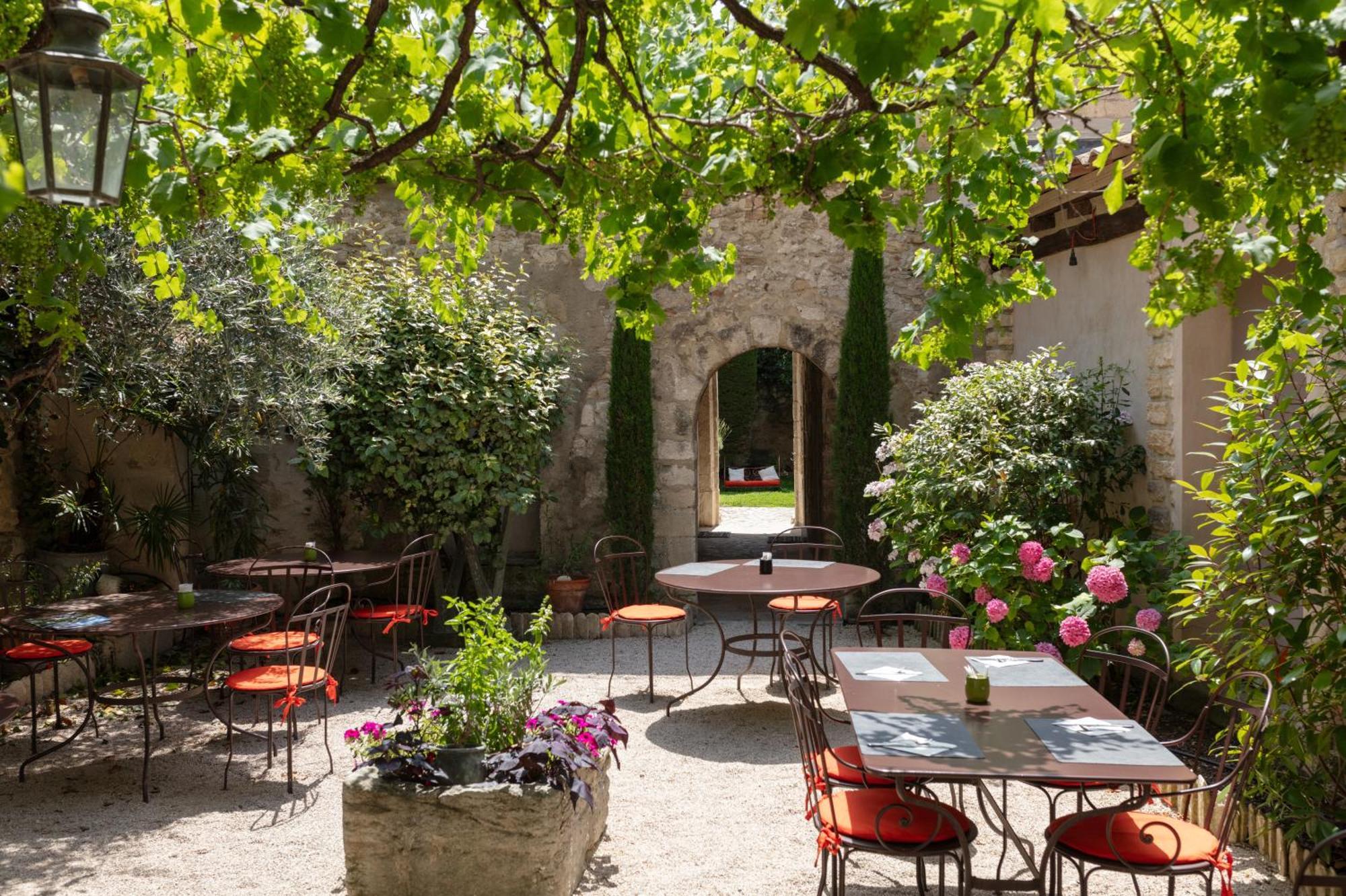Hotel De L'Atelier Villeneuve-lès-Avignon Dış mekan fotoğraf