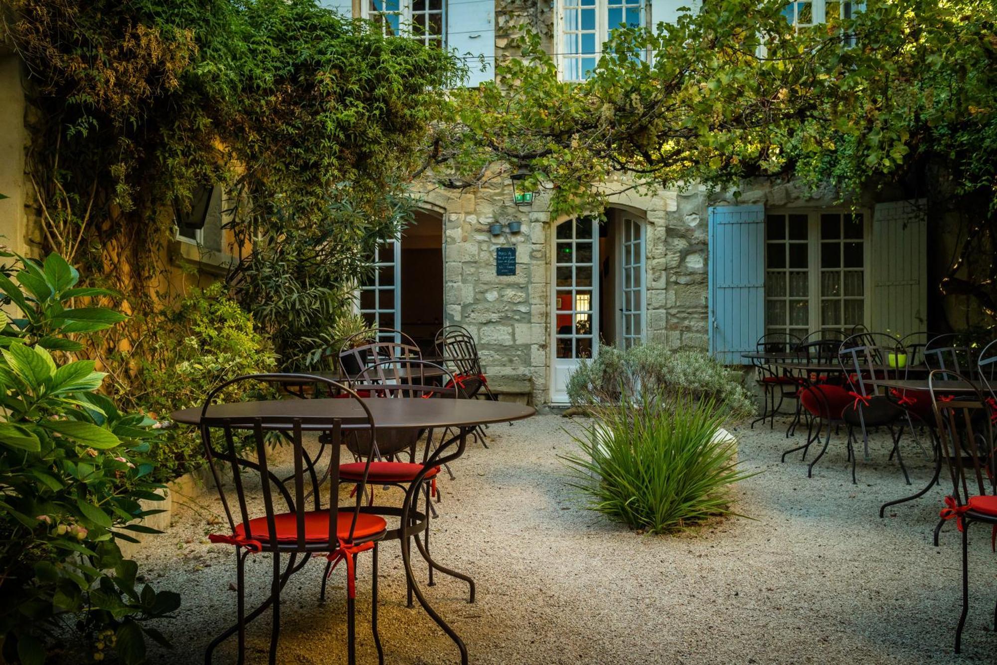 Hotel De L'Atelier Villeneuve-lès-Avignon Dış mekan fotoğraf