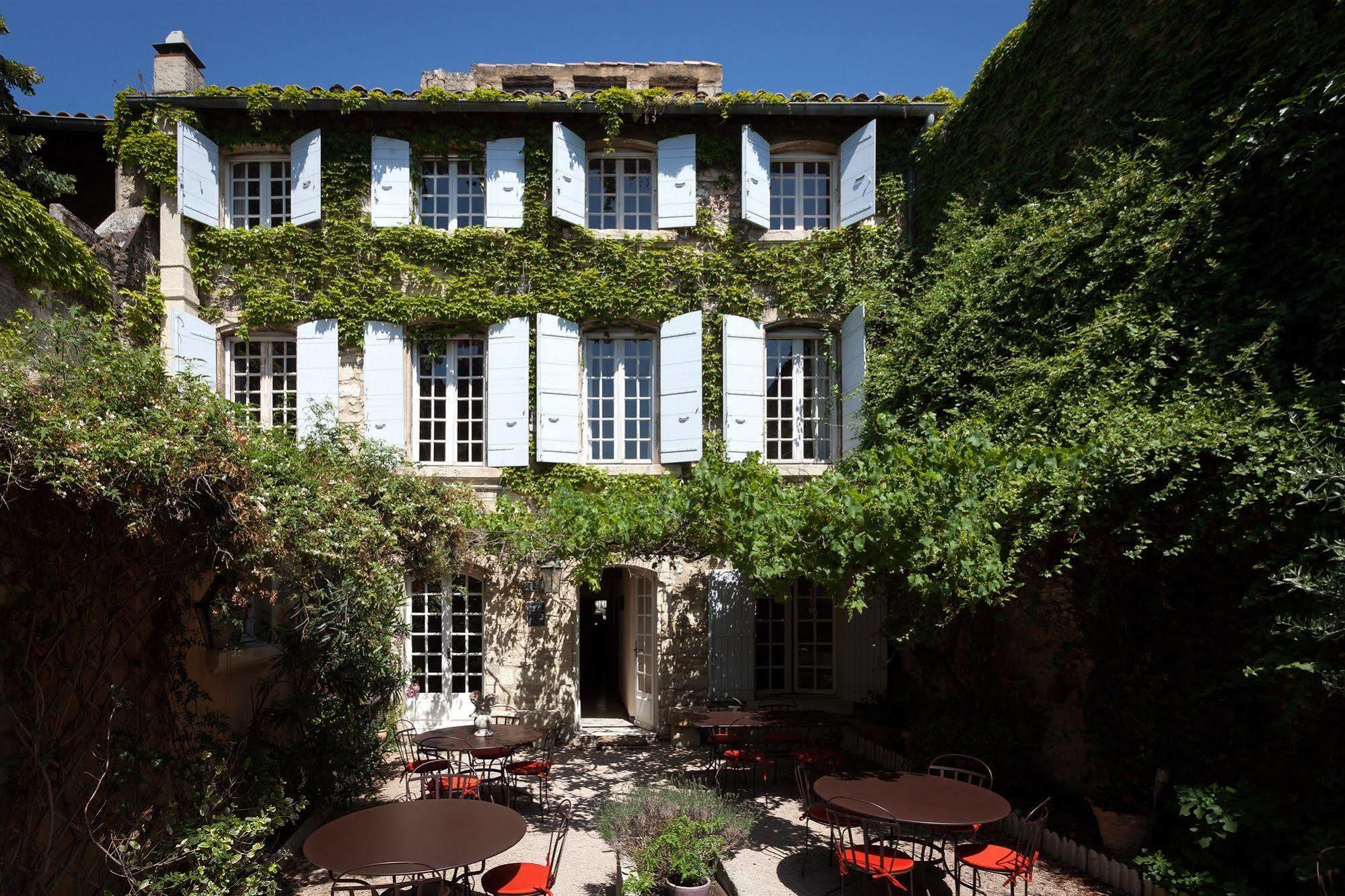 Hotel De L'Atelier Villeneuve-lès-Avignon Dış mekan fotoğraf