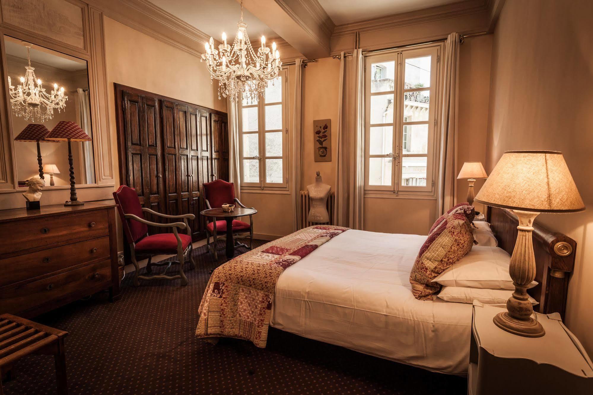 Hotel De L'Atelier Villeneuve-lès-Avignon Dış mekan fotoğraf
