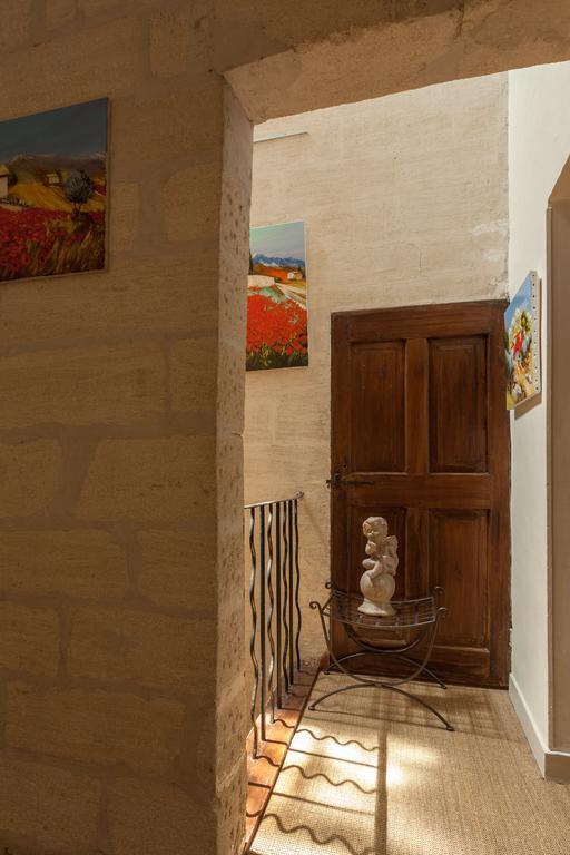 Hotel De L'Atelier Villeneuve-lès-Avignon Dış mekan fotoğraf