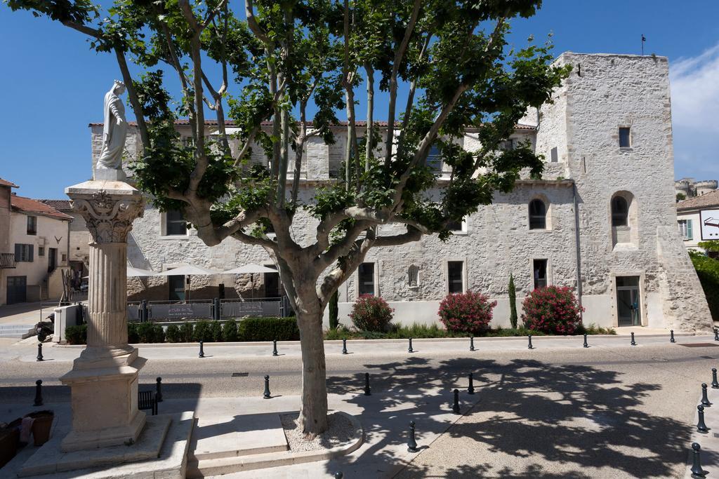 Hotel De L'Atelier Villeneuve-lès-Avignon Dış mekan fotoğraf