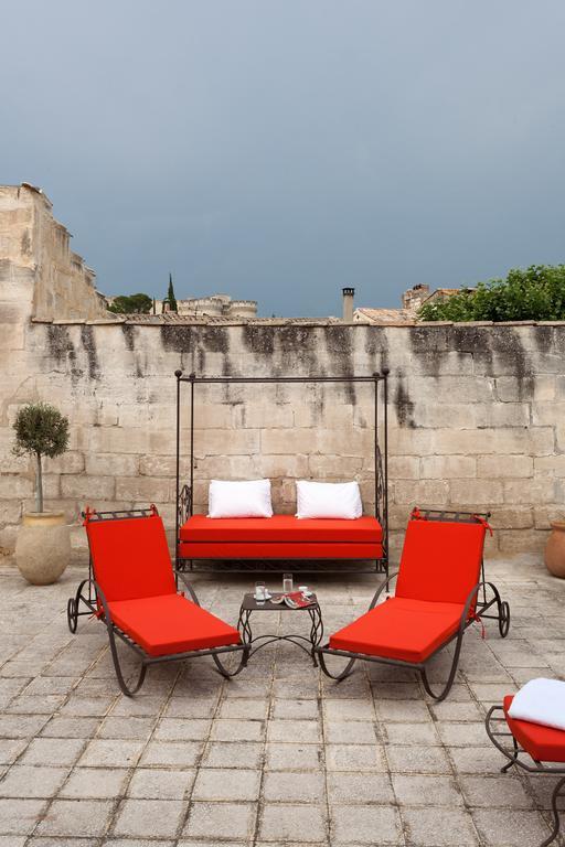 Hotel De L'Atelier Villeneuve-lès-Avignon Dış mekan fotoğraf